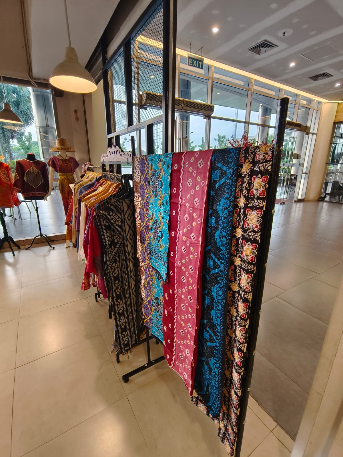 about ellena fashion indonesia (3)