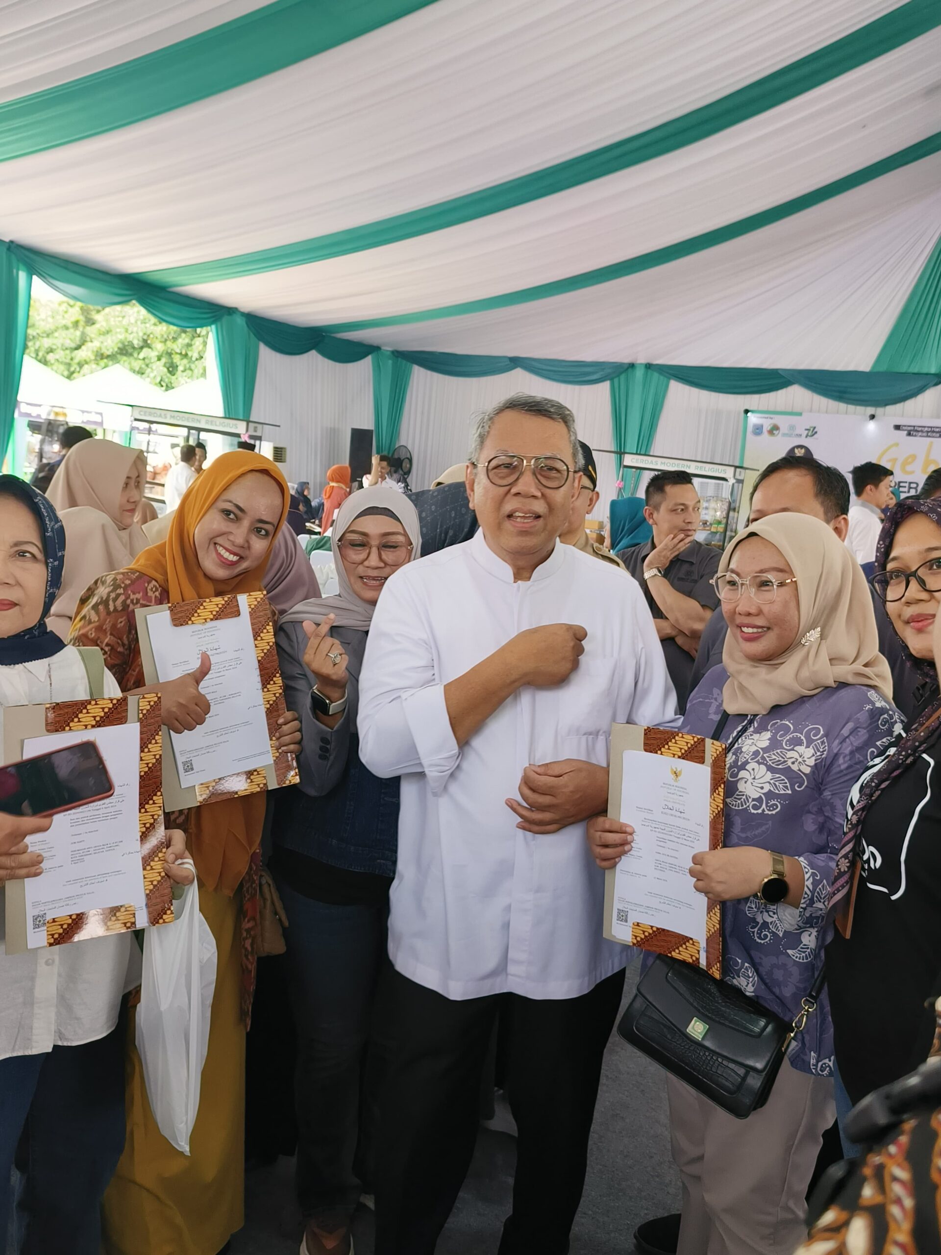 about ellena fashion indonesia (4)