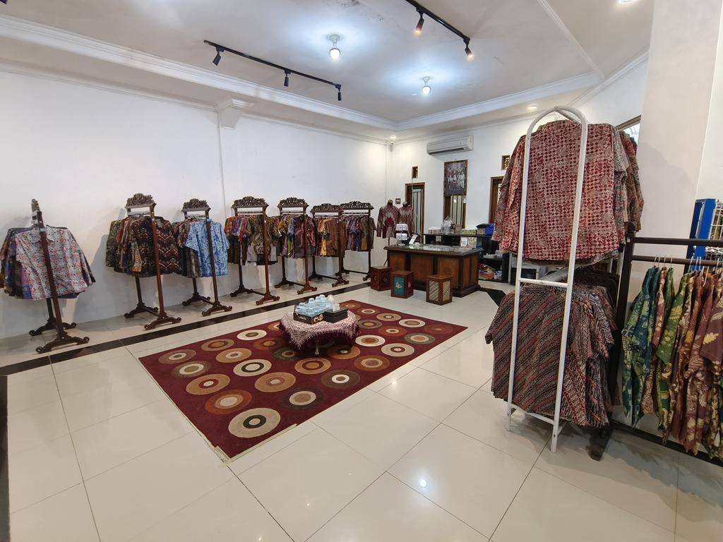 traditional batik of Indonesia (2)